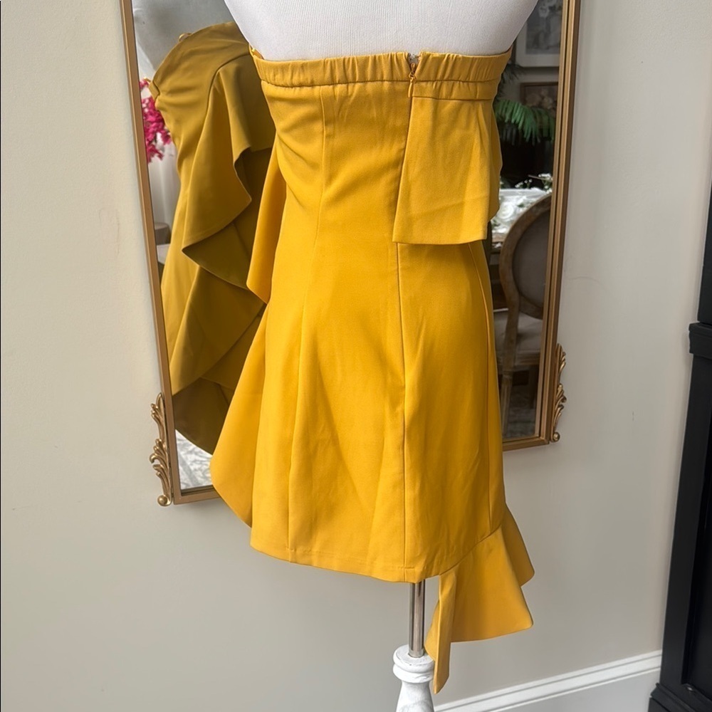 Yellow Strapless Ruffle Dress - Picture 3 of 4